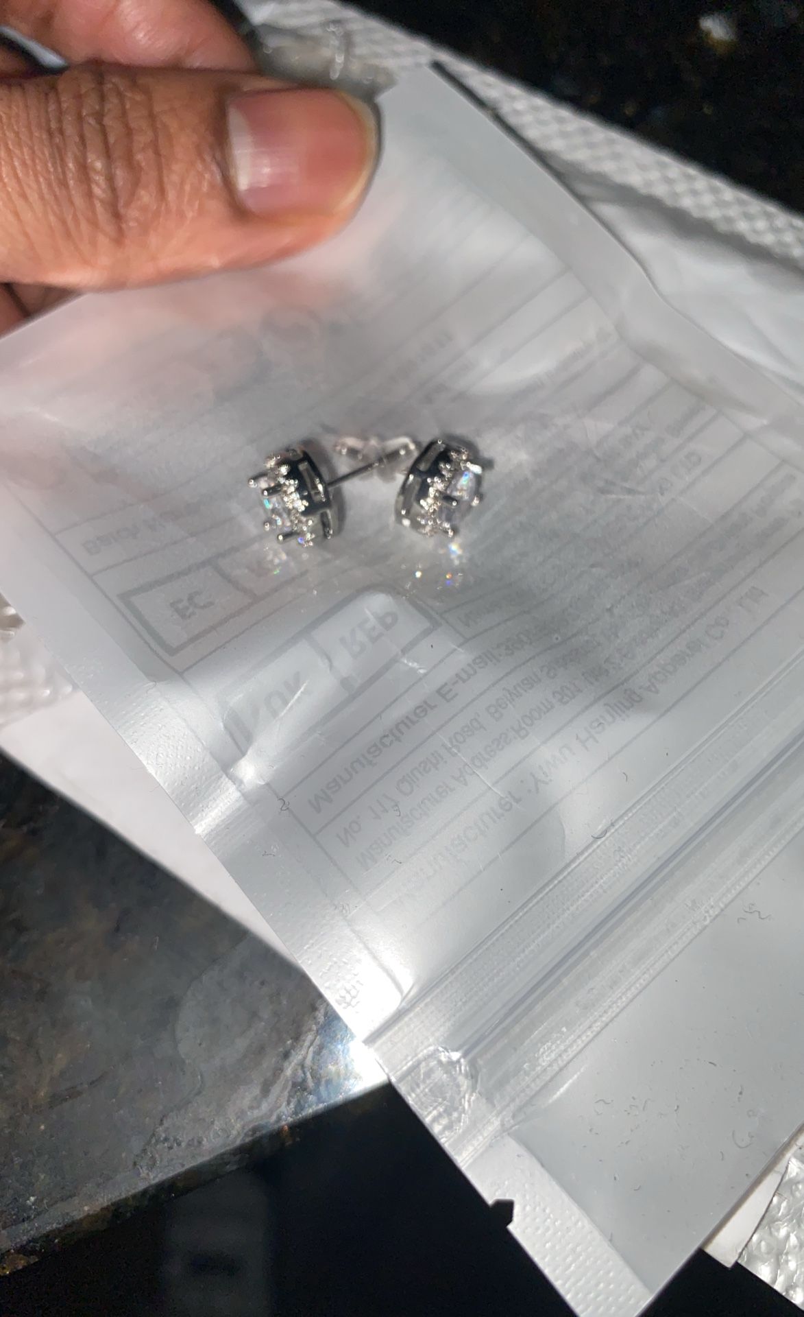 VVS Moissanite DiaMond Ear rings Brand new Never worn 200$