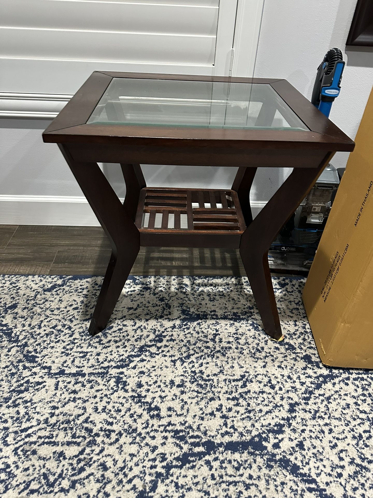 2 End/Side TABLES