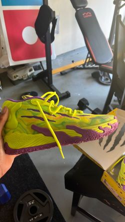 Young men shoes LaMelo ball shoes