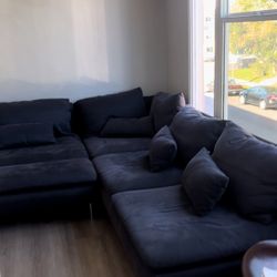 SÖDERHAMN Sectional – Modular & Reversible Configuration