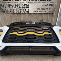 2021 2022 2023 Chevrolet Trailblazer RS Front bumper Cover Used Oem