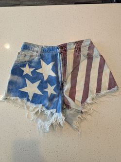 Vintage Levi's 550 Flag Shorts