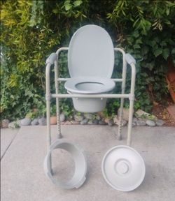 Toilet Portable Handicap Excellent Condition