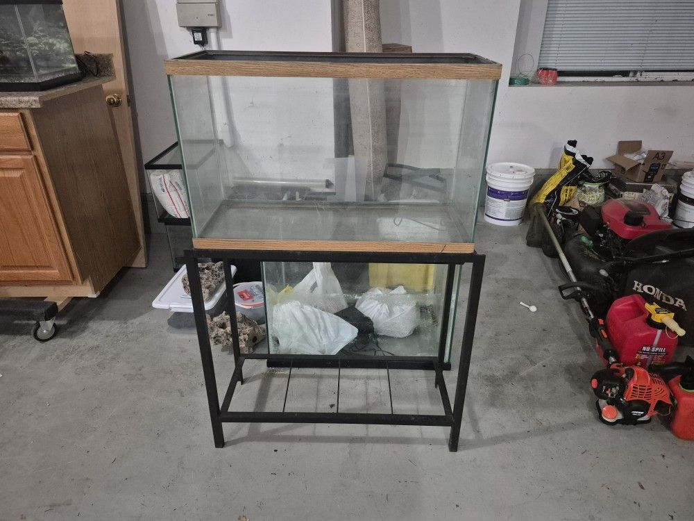 30 Gal Aquarium/Fish Tank