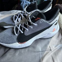 Nike Giannis Freak 2 Size 15