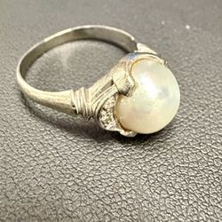 White Gold 14k Ring Size 6 With Diamond Pearl