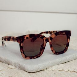 DIFF Women's Sunglasses