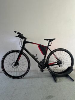 Specialized Sirrus Elite carbon bike
