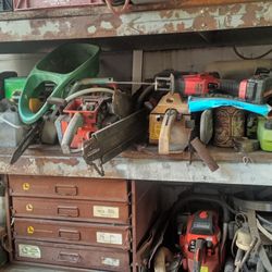Almost Everything Must Go Not Everything Posted Is $100 I Just Posted A Friends Yard Sale He Has To Get Rid Of A lot Of Stuff 2925 Knoll Dr, Concord, 