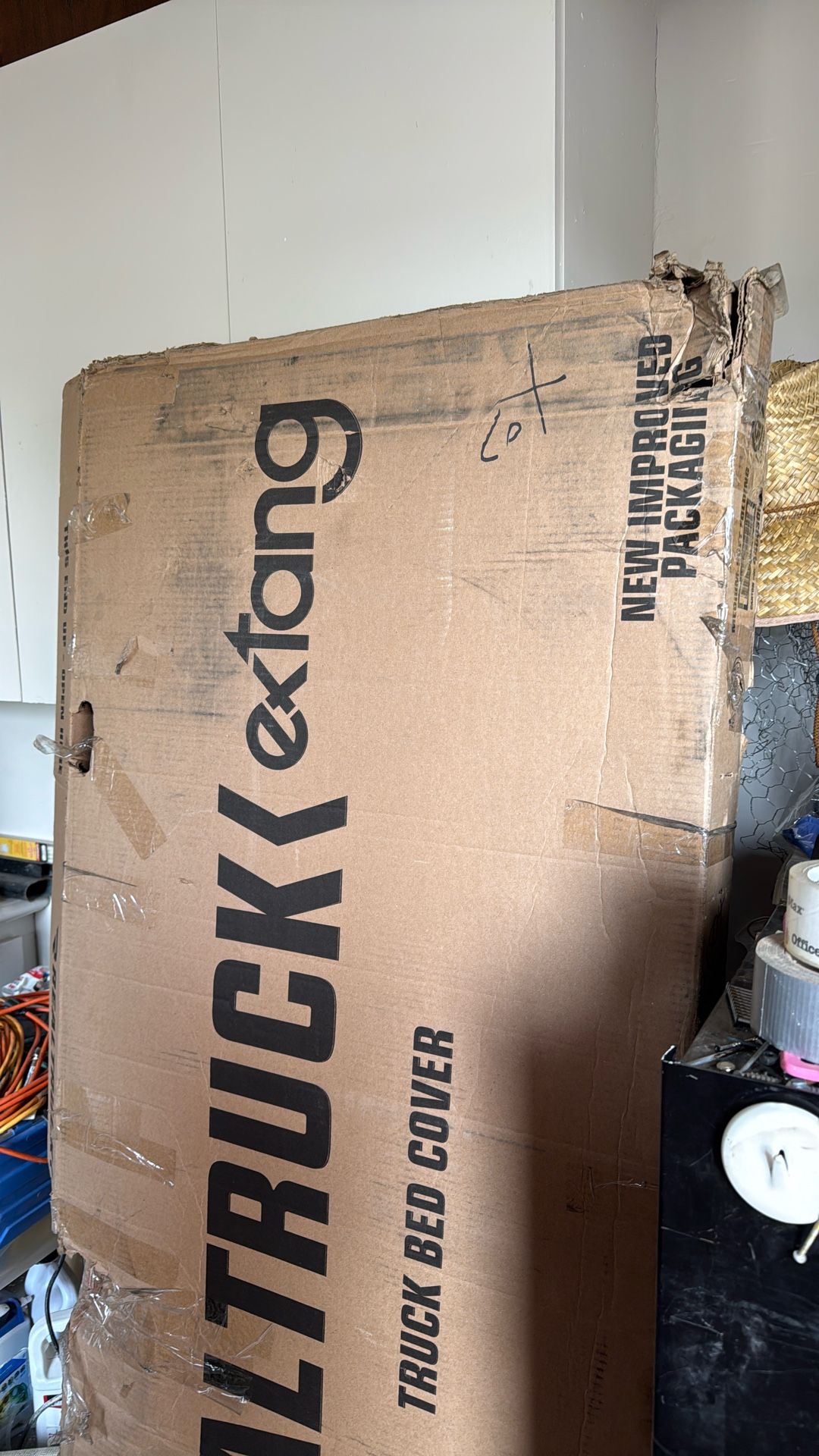 Realtruck extang Truck Bed Cover New In Box Medium Softfolding