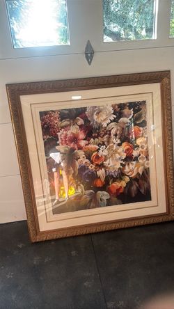 High quality older Z gallery frame and picture