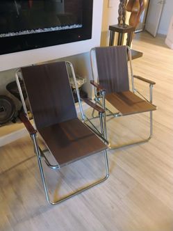 MCM SET OF ZIP DEE FOLDING CHAIRS; SET OF 2 ZIP DEE FOLDING CHAIRS WITH CHROME FINISH FRAME, WOOD ARM