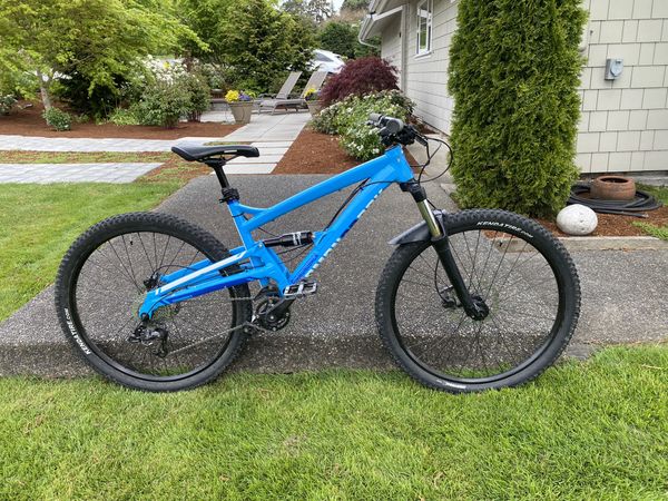 diamondback bikes atroz 2 full suspension bike in satin blue