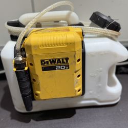 DeWalt DCE6820 20V Max Powered Water Tank 