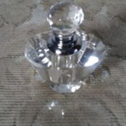 Beautiful  Little VNG Crystal Perfume Bottle
