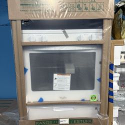 Brand new Whirlpool white 4 burner range stove 