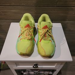 Adidas Bounce Spidy Sense Marvel Basket ball shies