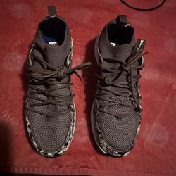 Champion Style Yogi Size 9 Nuevo 