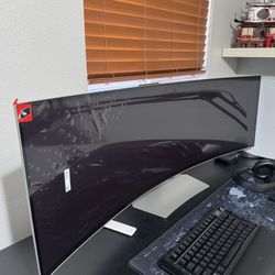49" Odyssey OLED G9 (G95SD) Dual QHD 240Hz 0.03ms G-Sync Compatible Curved Gaming Monitor with Glare Free and Smart Features