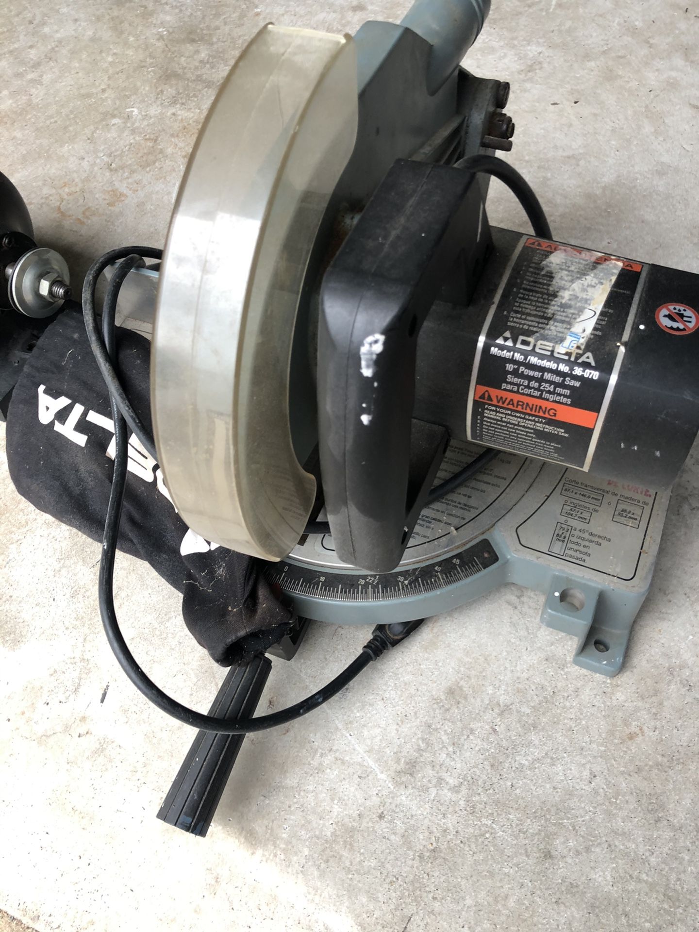 Delta 10" Power Miter Saw 36-070 for Sale in Sugar Hill, GA - OfferUp