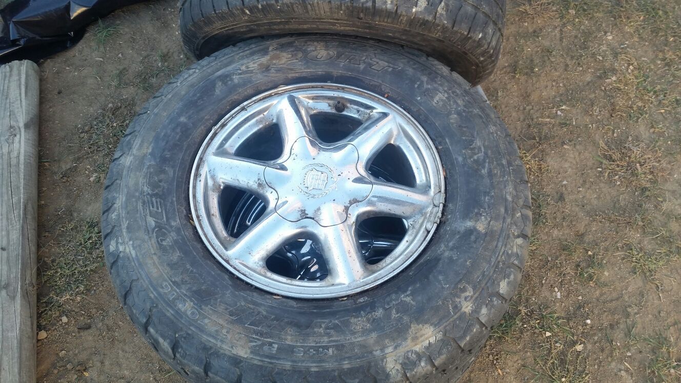 1999 Cadillac Escalade OEM wheels