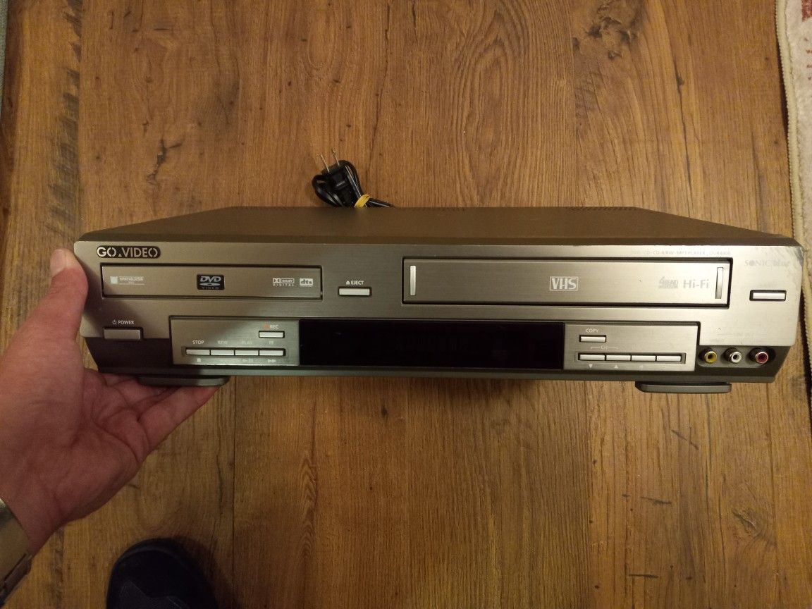 Go Video VCR DVD Player Combo Deck