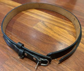 Black Leather Pistol Belt, Size 36, Law Enforcement and Security 