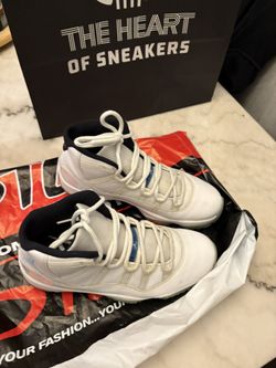 Air Jordan XI “ Legend Blue OG “