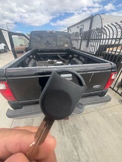 Llaves de autos / car keys and remotes