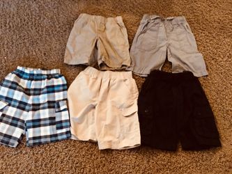 Boys shorts 6-7