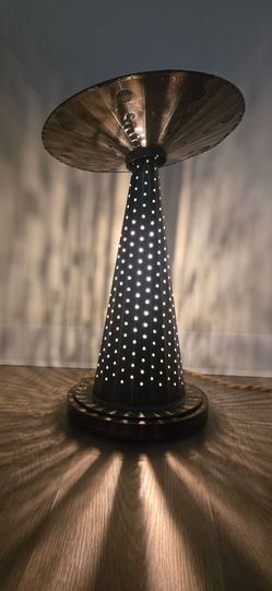 Custom-made UFO lamp