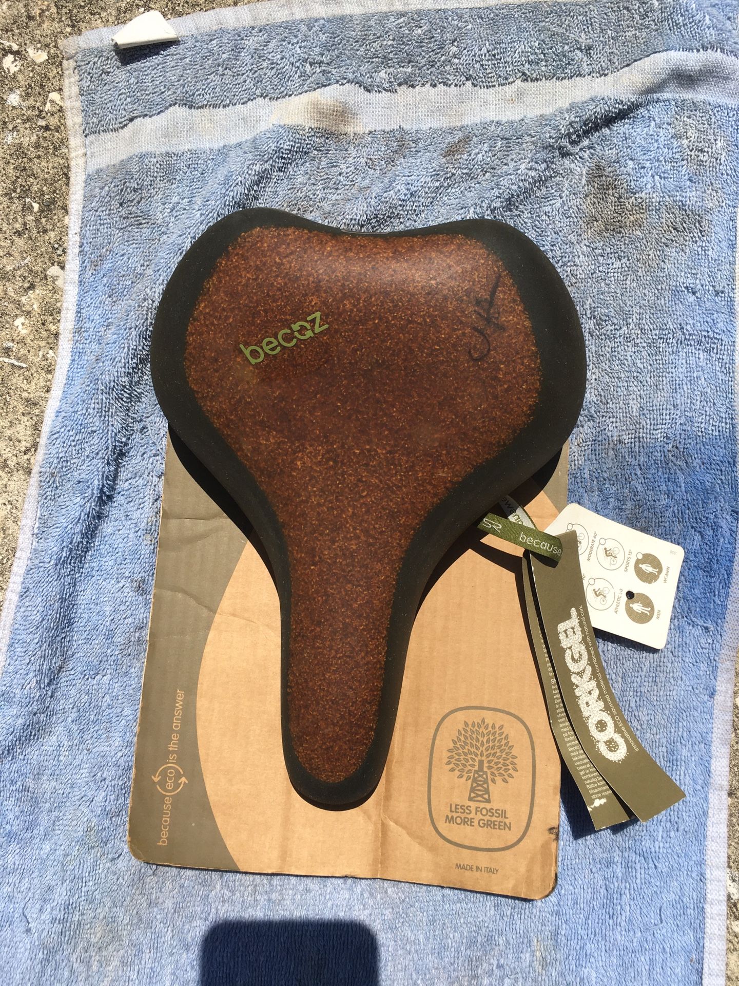 Selle Royal Becoz Saddle.
