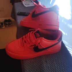 Habanero/Red Nike shoes
