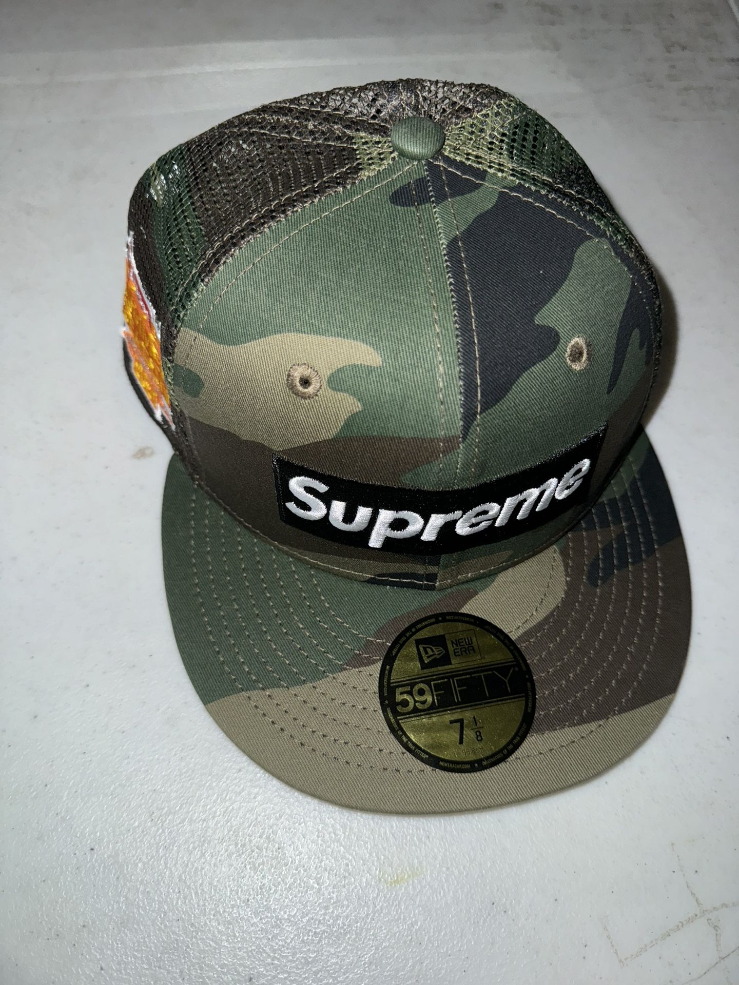 Supreme Box Logo Mesh Back New Era Fitted