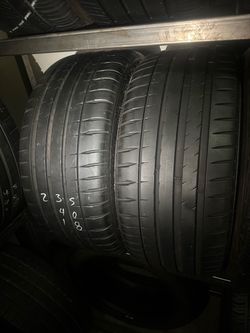PAIR OF TIRE 235 40 18 MICHELIN 85% LIFE