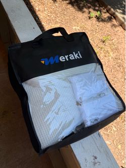 Brand New Meraki Bath Pillow – Spa Comfort