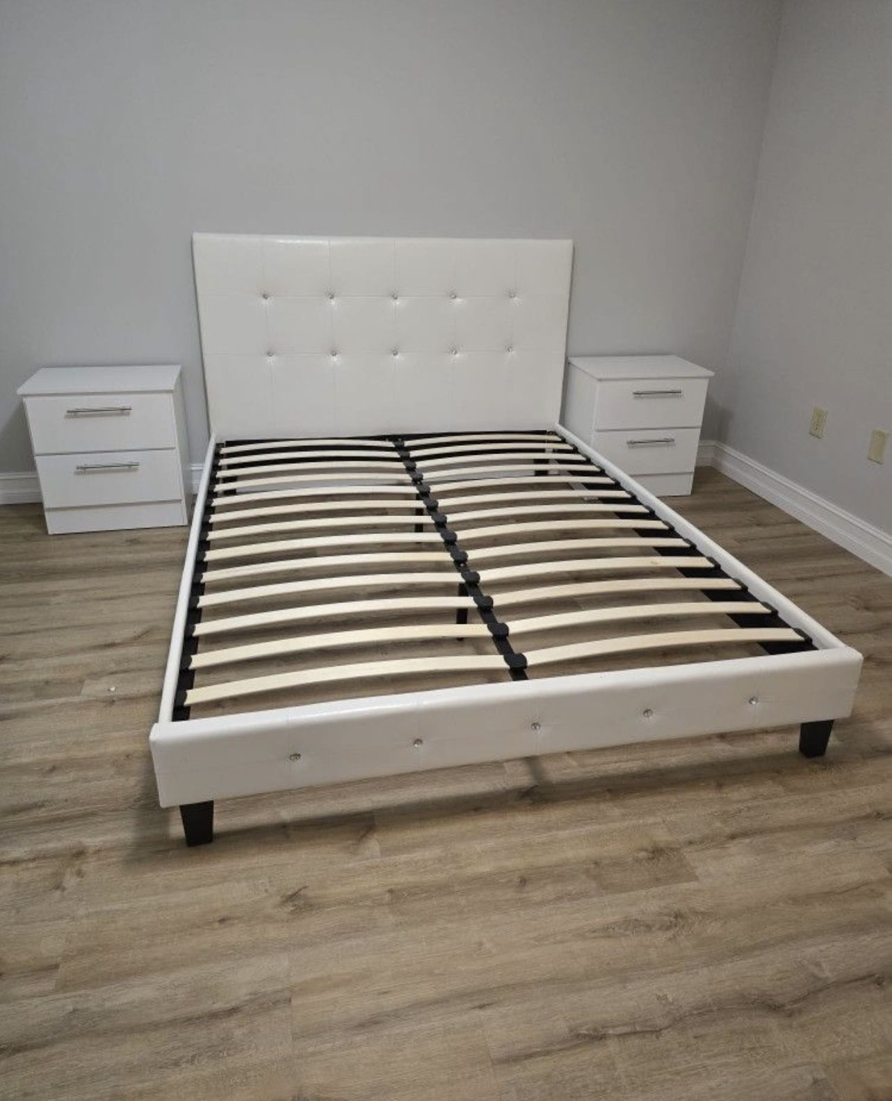 Bedroom Set - Juego De Cuarto