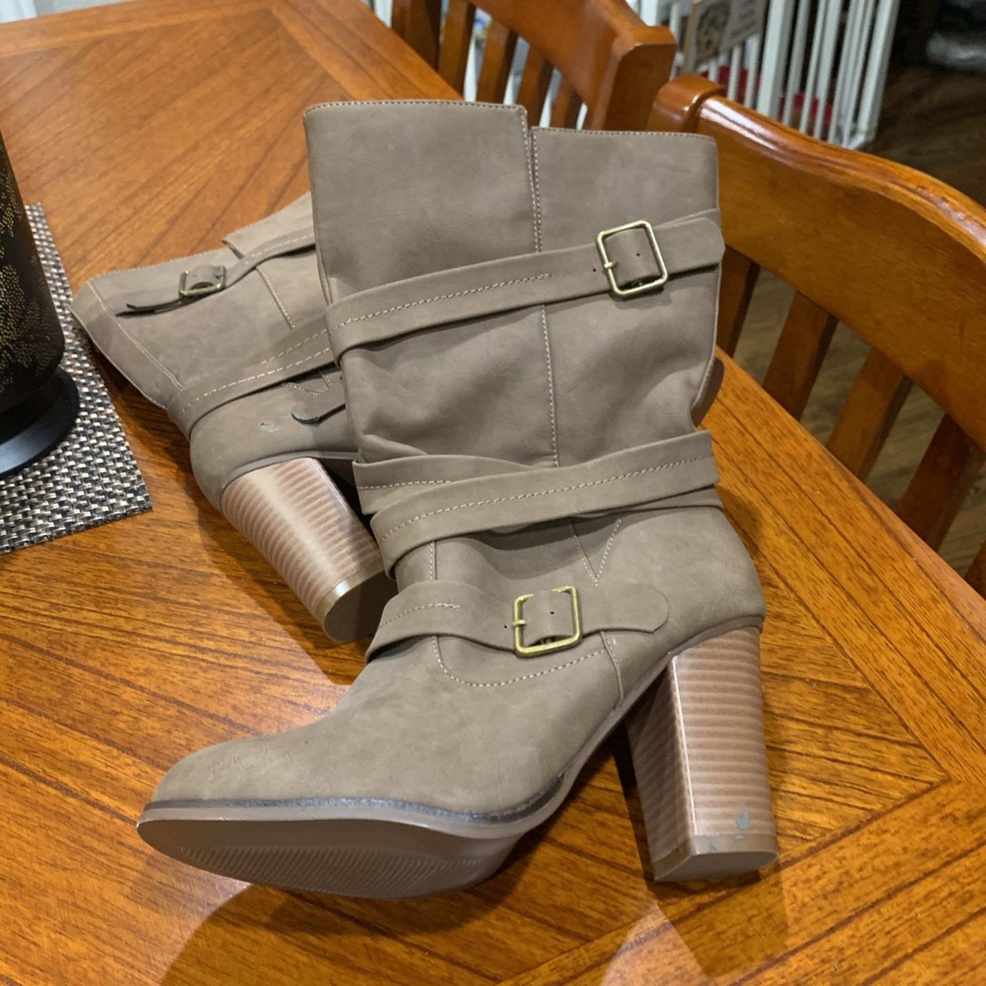 Women’s Boots 