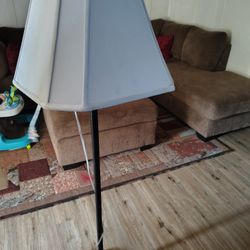 Floor Lamp 