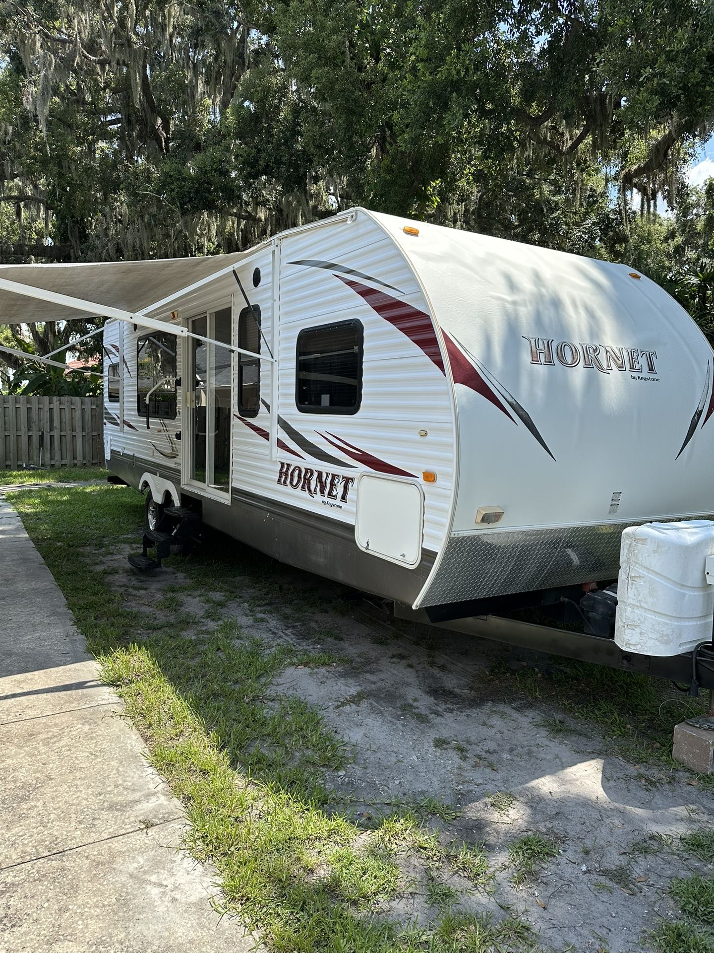 Hornet Travel Trailer 30 FT Double Slide