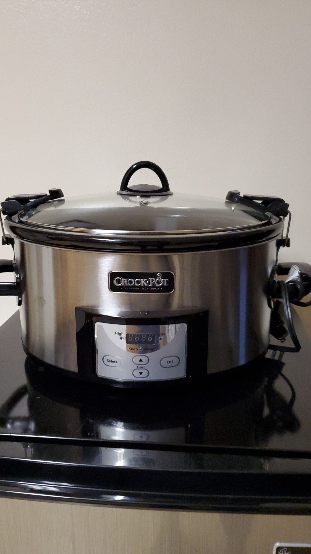 Travel Slow cooker. Used once.