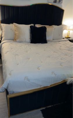 King size bed set