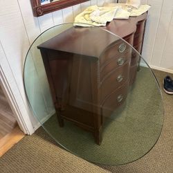 Thick table glass