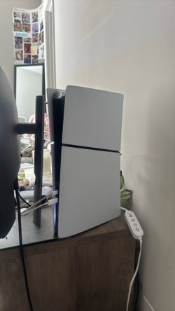 PlayStation 5 Slim 1 Tb Edition with extra accessories (PlayStation Hd Cam & Nubwo Noise Cancelation Wireless Headset)
