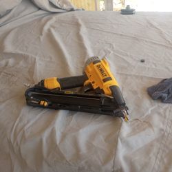 DeWalt Air Finishing Nail Gun