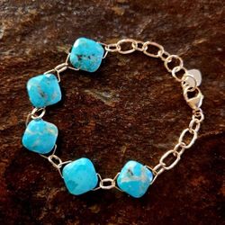 Kingman Turquoise Gold Link Bracelet 