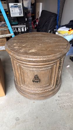 Free furniture - must pick up today