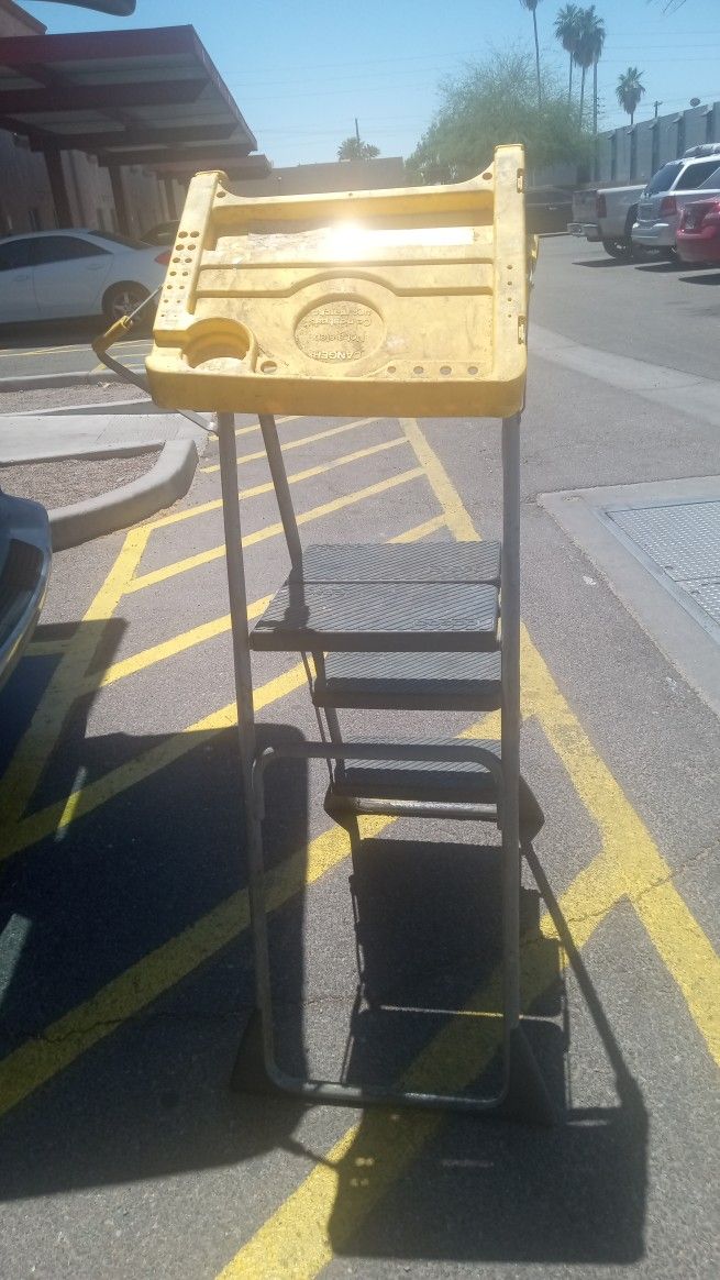 Ladder With Shelf