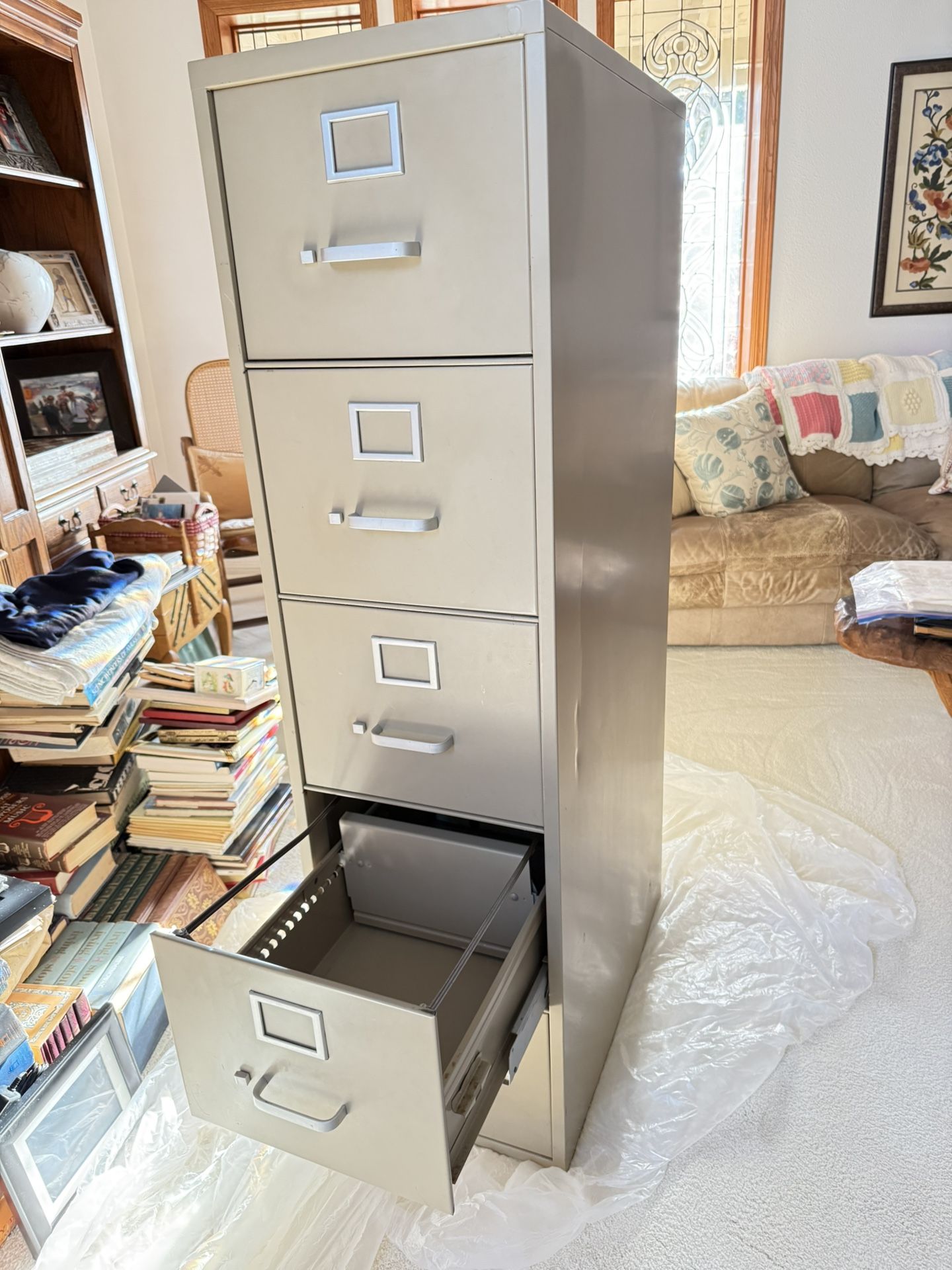 Filing Cabinet , Free