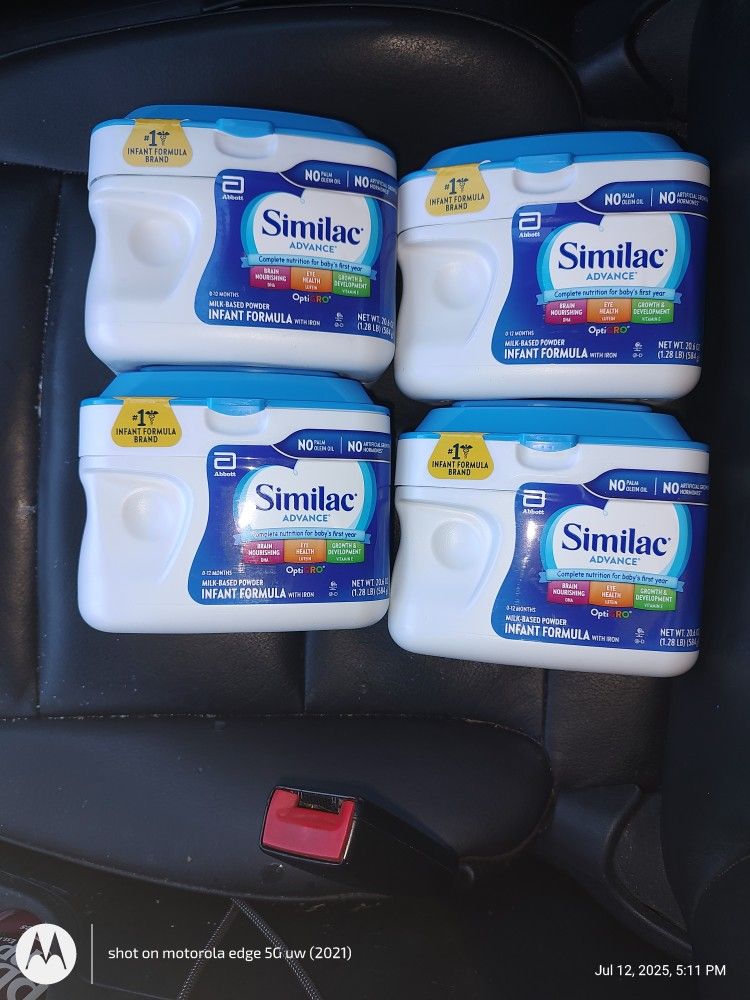4 Brand New Unopened tubs Of Similac Advance